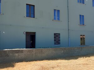 Casa indipendente in vendita in via Grazia Deledda_NU