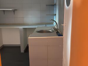 Locale in affitto in viale Sant'Avendrace